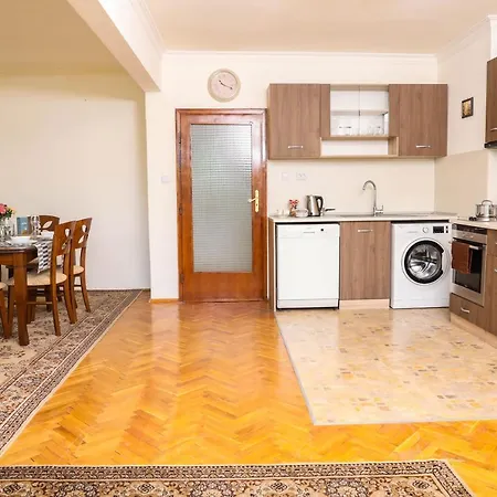 Krichim Apartments,three-bedroom, Large Apartment, Center * София