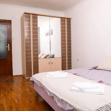 Krichim Apartments,three-bedroom, Large Apartment, Center